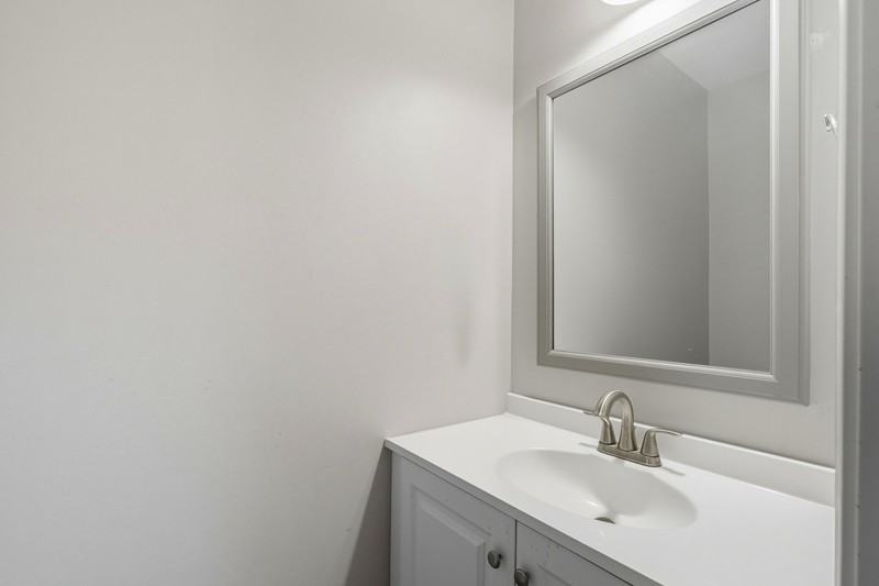 13314 Vanessa Ave - Photo 5 of 17