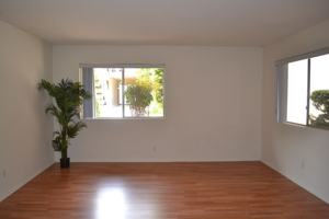 featured image of 1100 W Huntington Dr