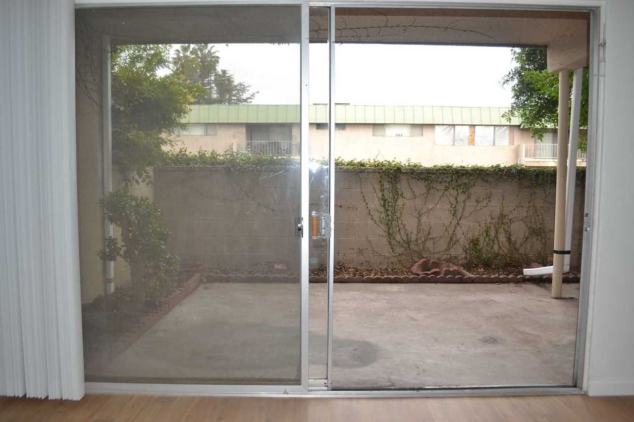 The Huntington Sunset - Photo 2 of 38