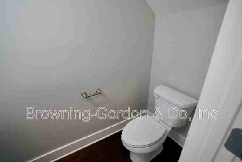 110 W Mill Dr - Photo 4 of 20