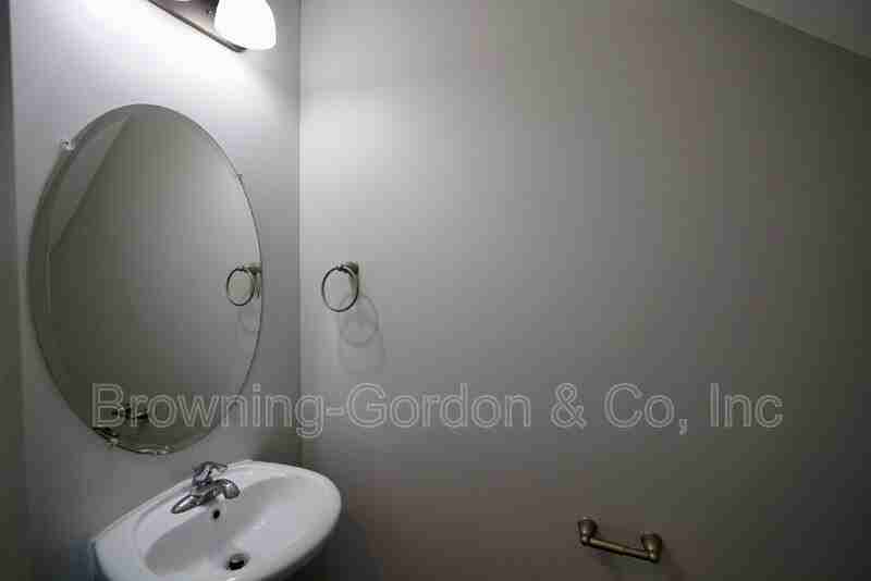 110 W Mill Dr - Photo 6 of 20