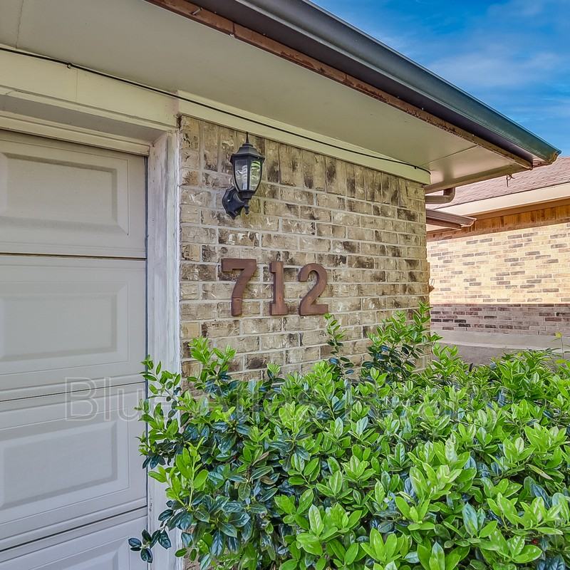 712 Via Miramonte - Photo 2 of 33