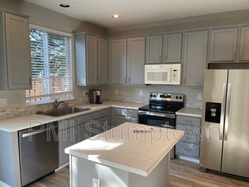 16140 Nw Fescue Ct - Photo 4 of 19