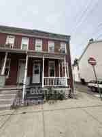 featured image of 225 Front St