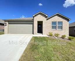 260 Alyece Ln - Photo 1 of 1