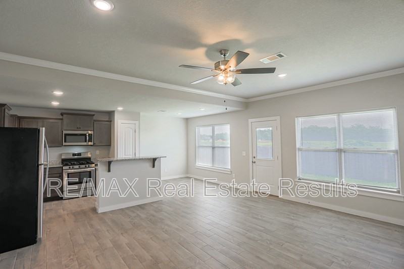 480 Rama St - Photo 6 of 26