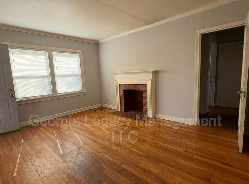 42 Andrews Ct #104 - Photo 3 of 4