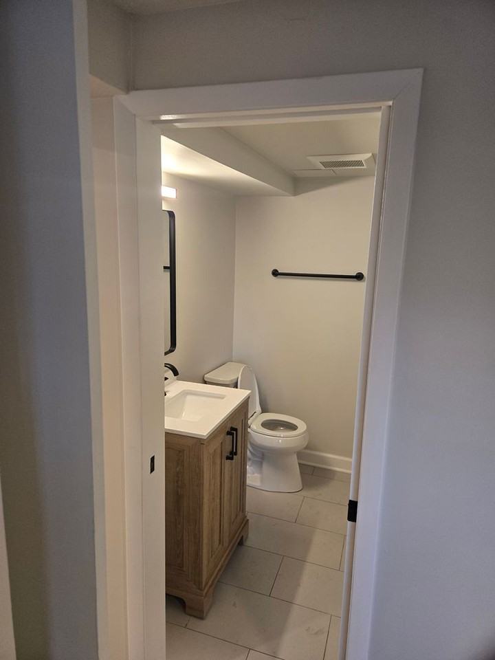 143 Ann Street - Photo 2 of 11