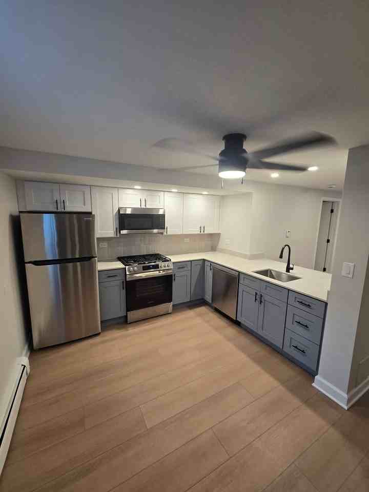 143 Ann Street - Photo 7 of 11