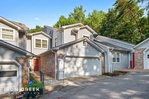 featured image of 8 Briar Knoll Ct