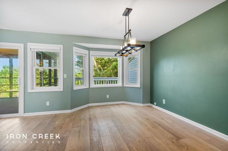 8 Briar Knoll Ct - Photo 7 of 30