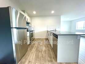 10882 98 St Nw #307 - Photo 1 of 1