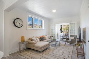 featured image of 2703 Washington Blvd