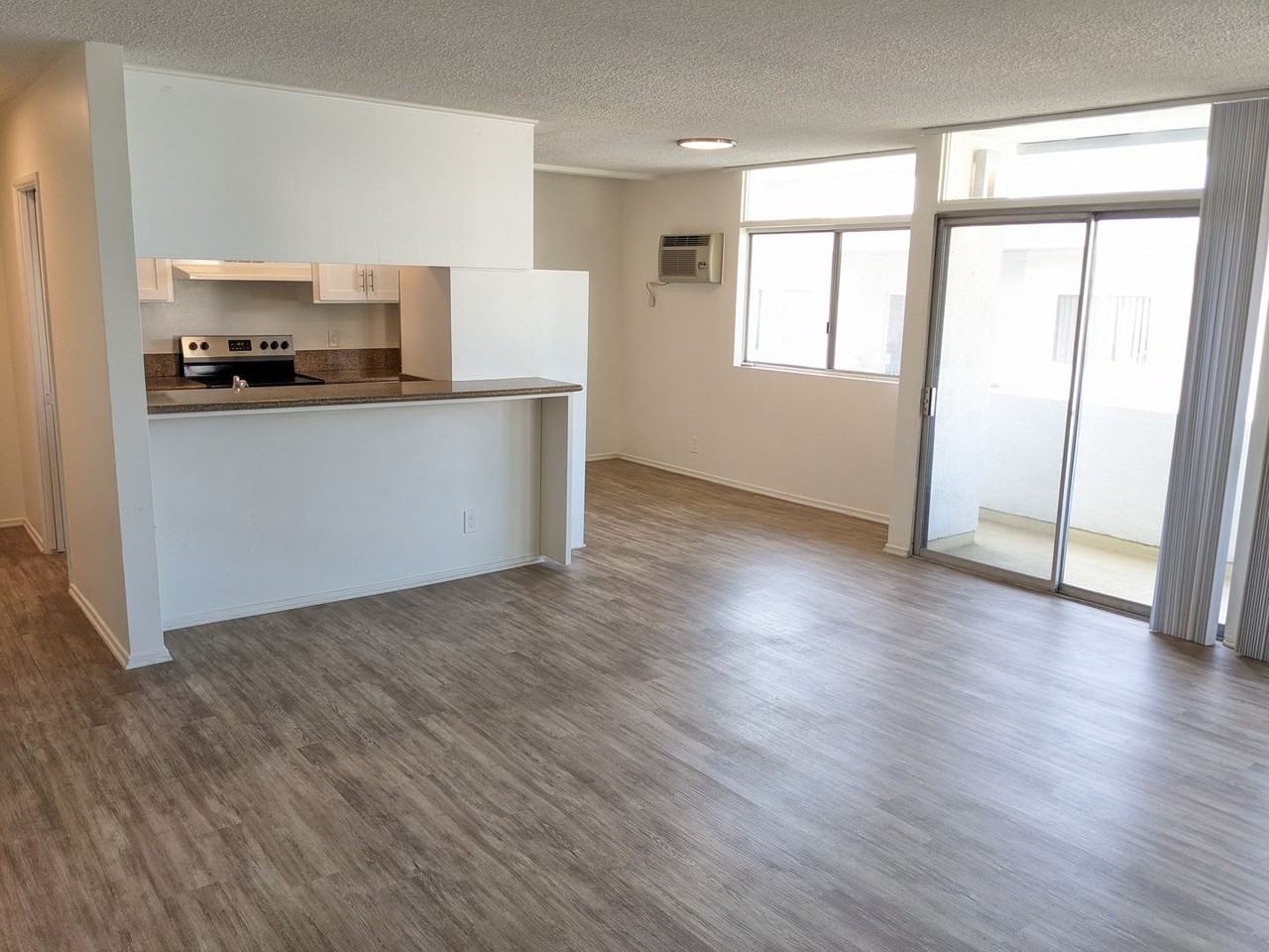 11942 Darlington Avenue - Photo 2 of 35