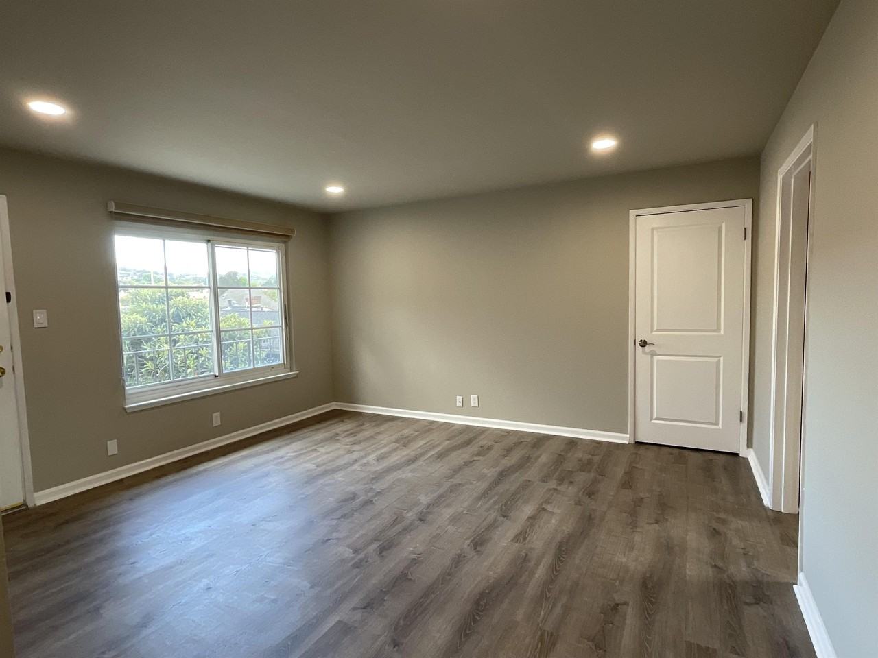 130 Magnolia Avenue - Photo 5 of 25