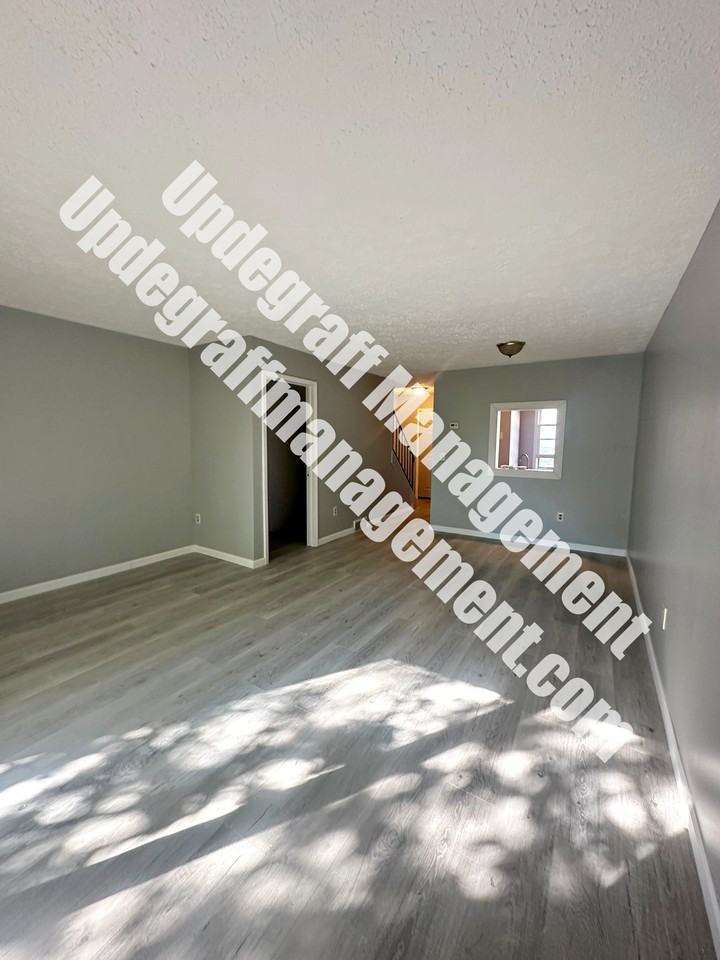 1118-1120 Lake Avenue - Photo 6 of 13