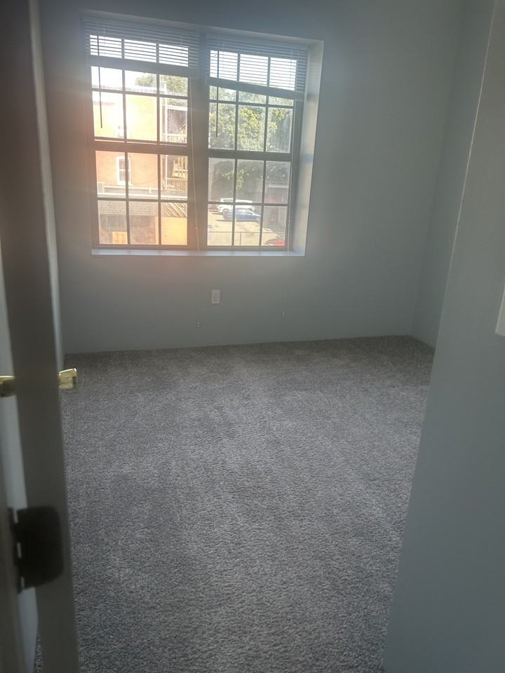 1-5 Lunenburg Street - Photo 5 of 7