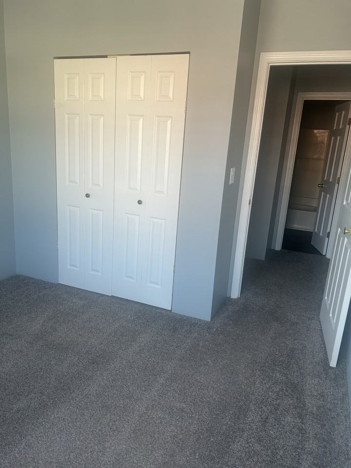 1-5 Lunenburg Street - Photo 6 of 7
