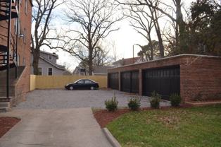 Colonial (3609) - Photo 1 of 1
