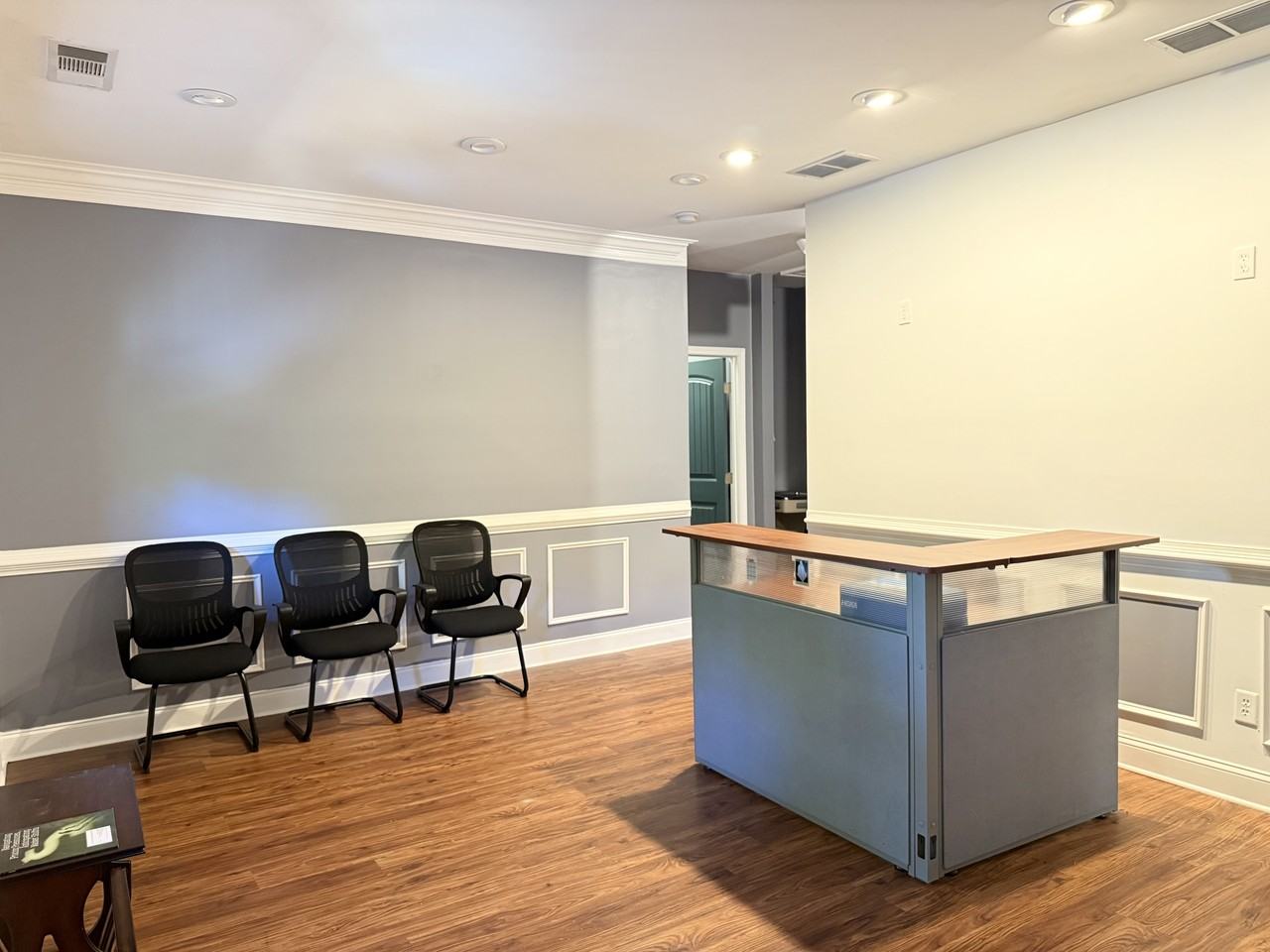 5400 Laurel Springs Parkway - Photo 3 of 14