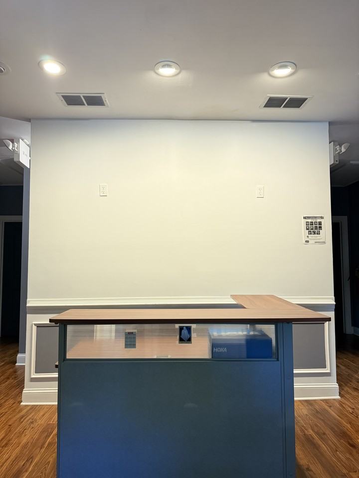 5400 Laurel Springs Parkway - Photo 4 of 14