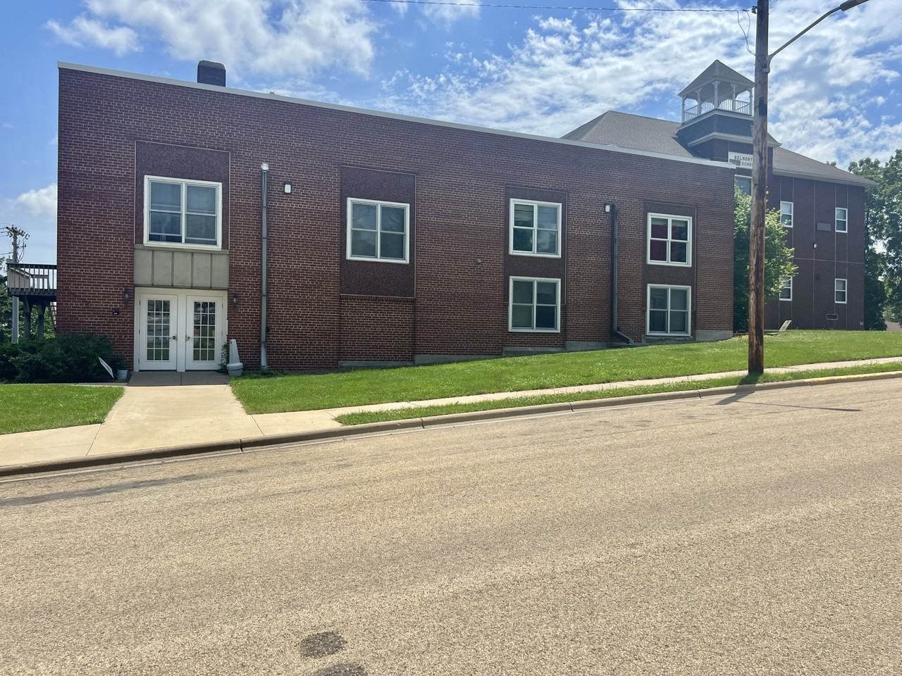 214 Wood Street - Photo 3 of 6