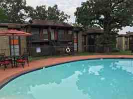 featured image of 1410 Richmond Rd