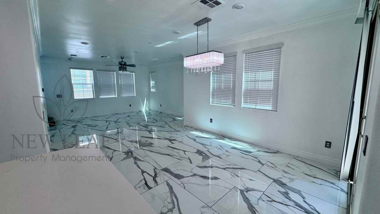 2227 Rose Garden Ct - Photo 3 of 44