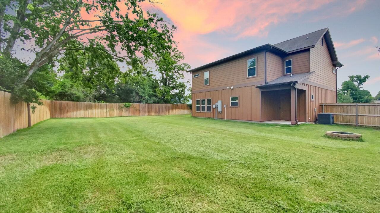 1309 Foster Avenue - Photo 2 of 22