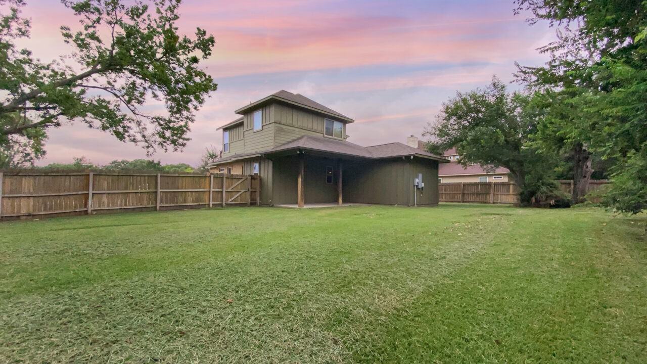 1319 Foster Avenue - Photo 2 of 23