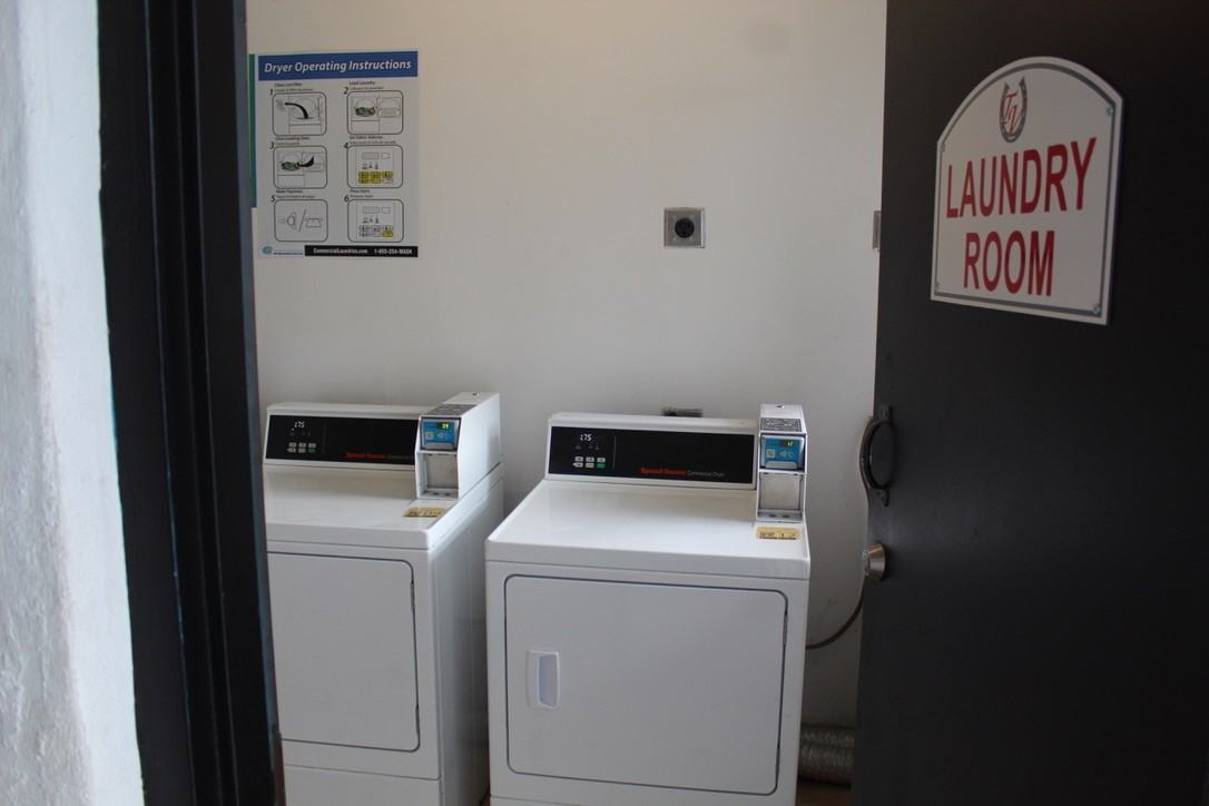 Tropical View Apartments - Photo 5 of 46