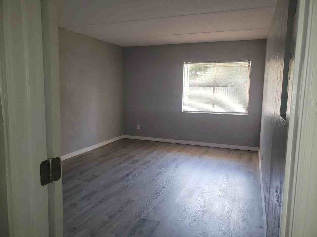 Palmetto Square Apartments - Photo 6 of 13