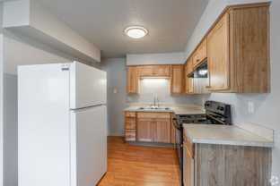 Willow Lake Apartments - Photo 1 of 1