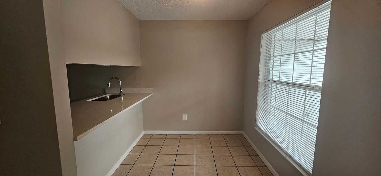 333 S Osceola St - Photo 3 of 12