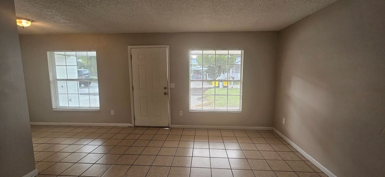 333 S Osceola St - Photo 6 of 12