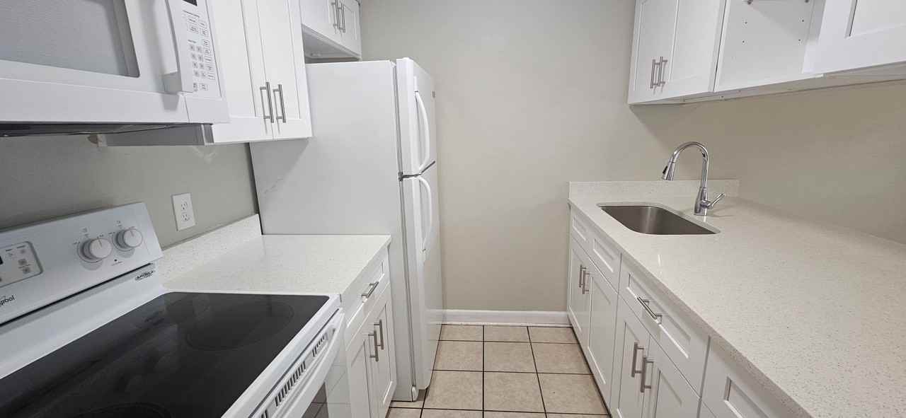 333 S Osceola St - Photo 7 of 12