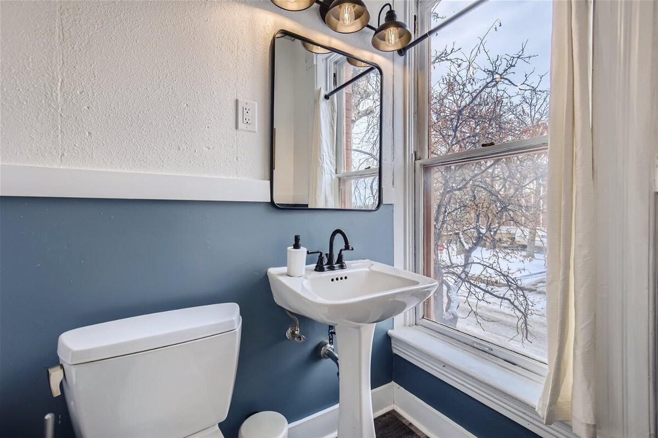 2805 E 16th Ave #1026276P - Photo 5 of 32