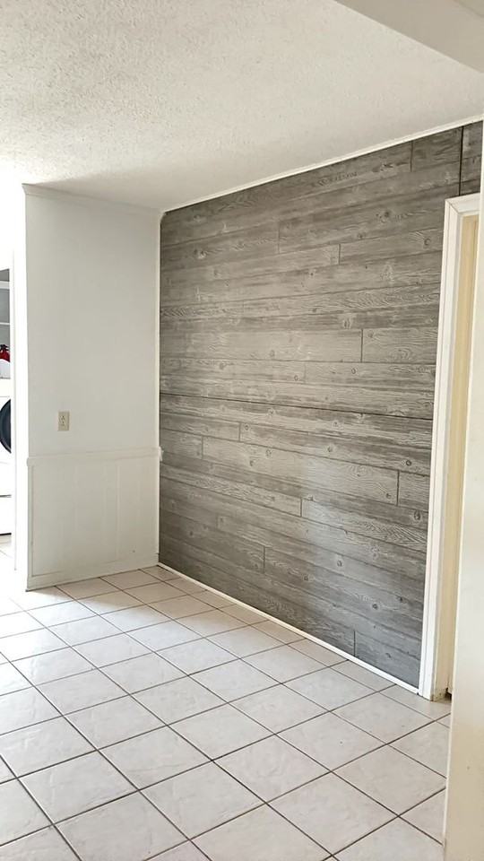 205 Belmont Dr - Photo 5 of 17