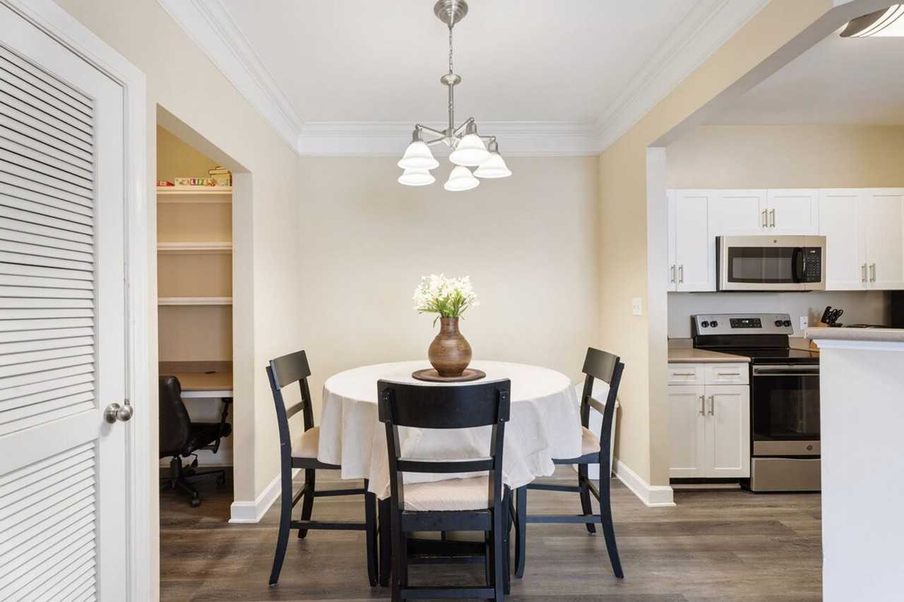 2431 Brisbane Woods Way #1262811P - Photo 4 of 26