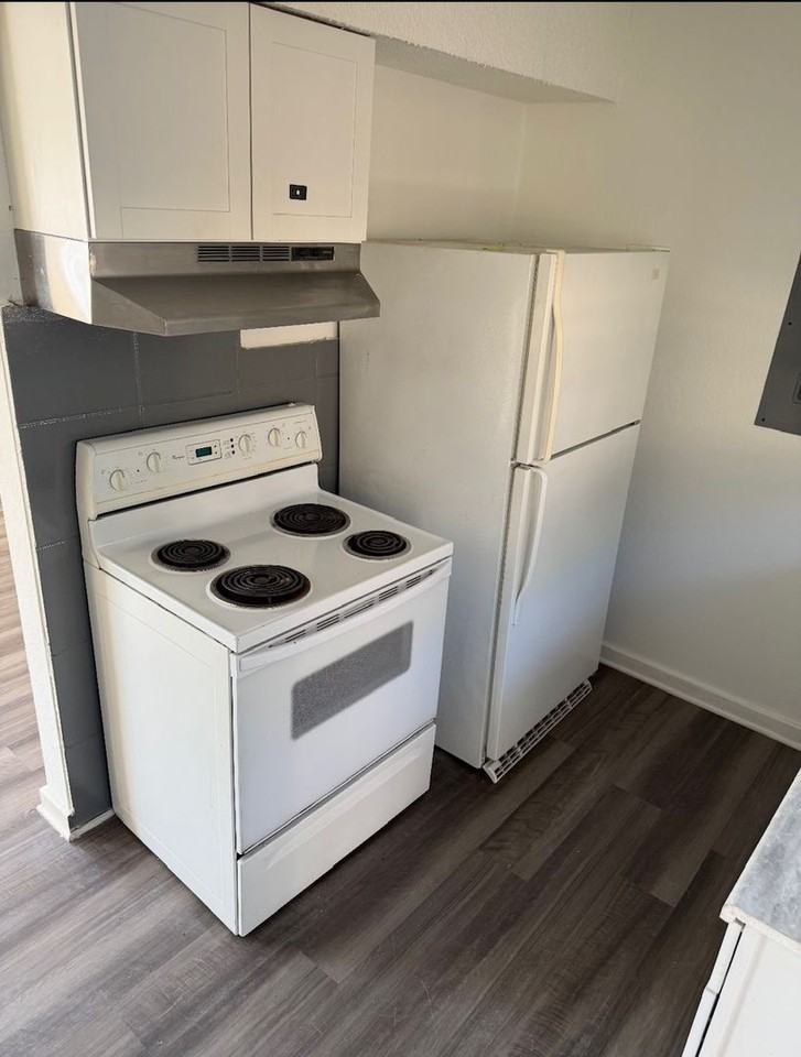 1304 Meriweather Ave - Photo 4 of 15