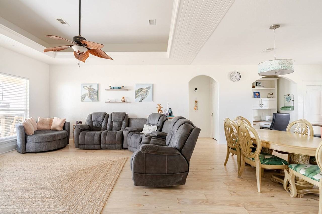 986 Dolly St #1281079P - Photo 4 of 50