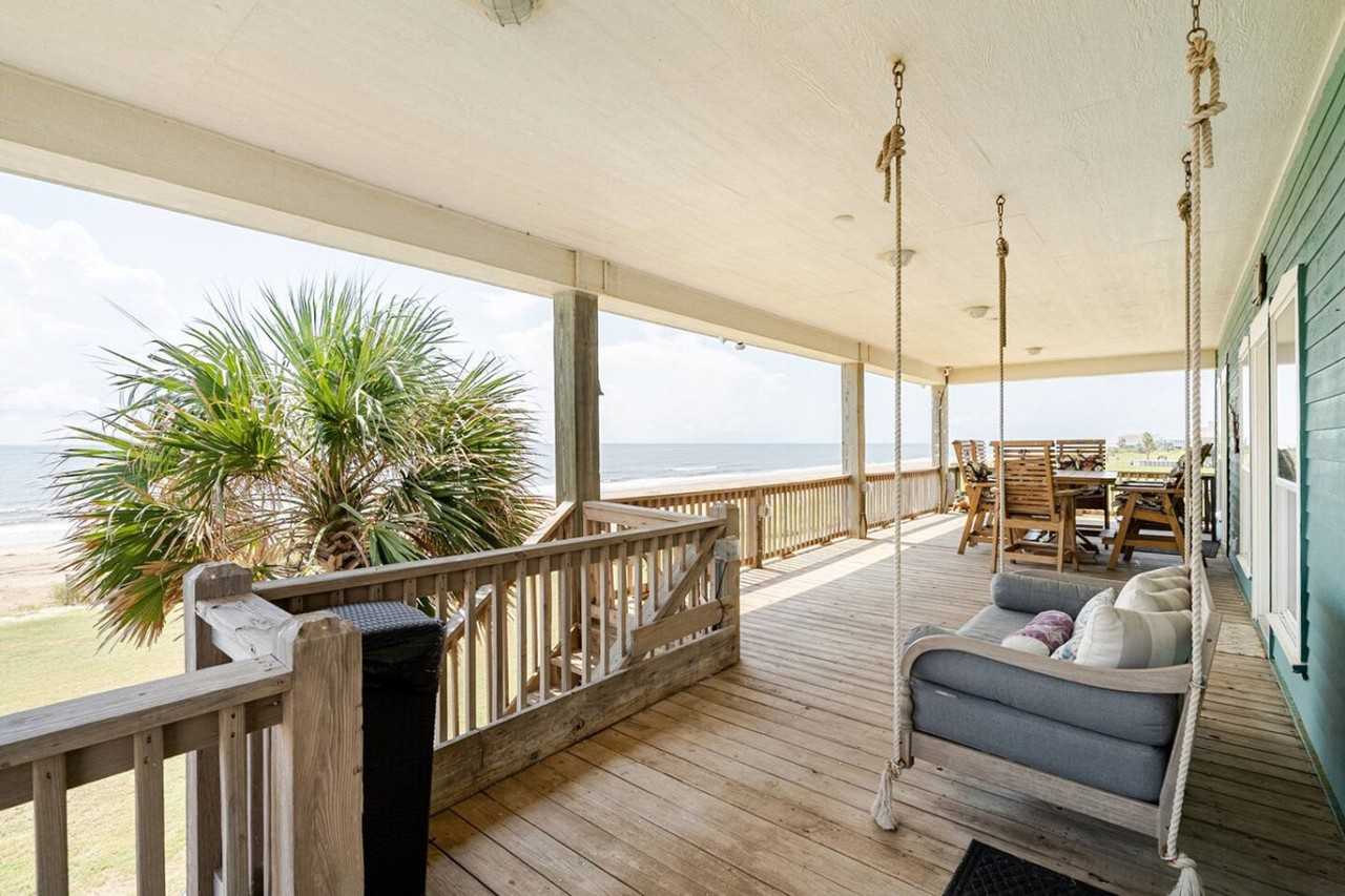 986 Dolly St #1281079P - Photo 5 of 50