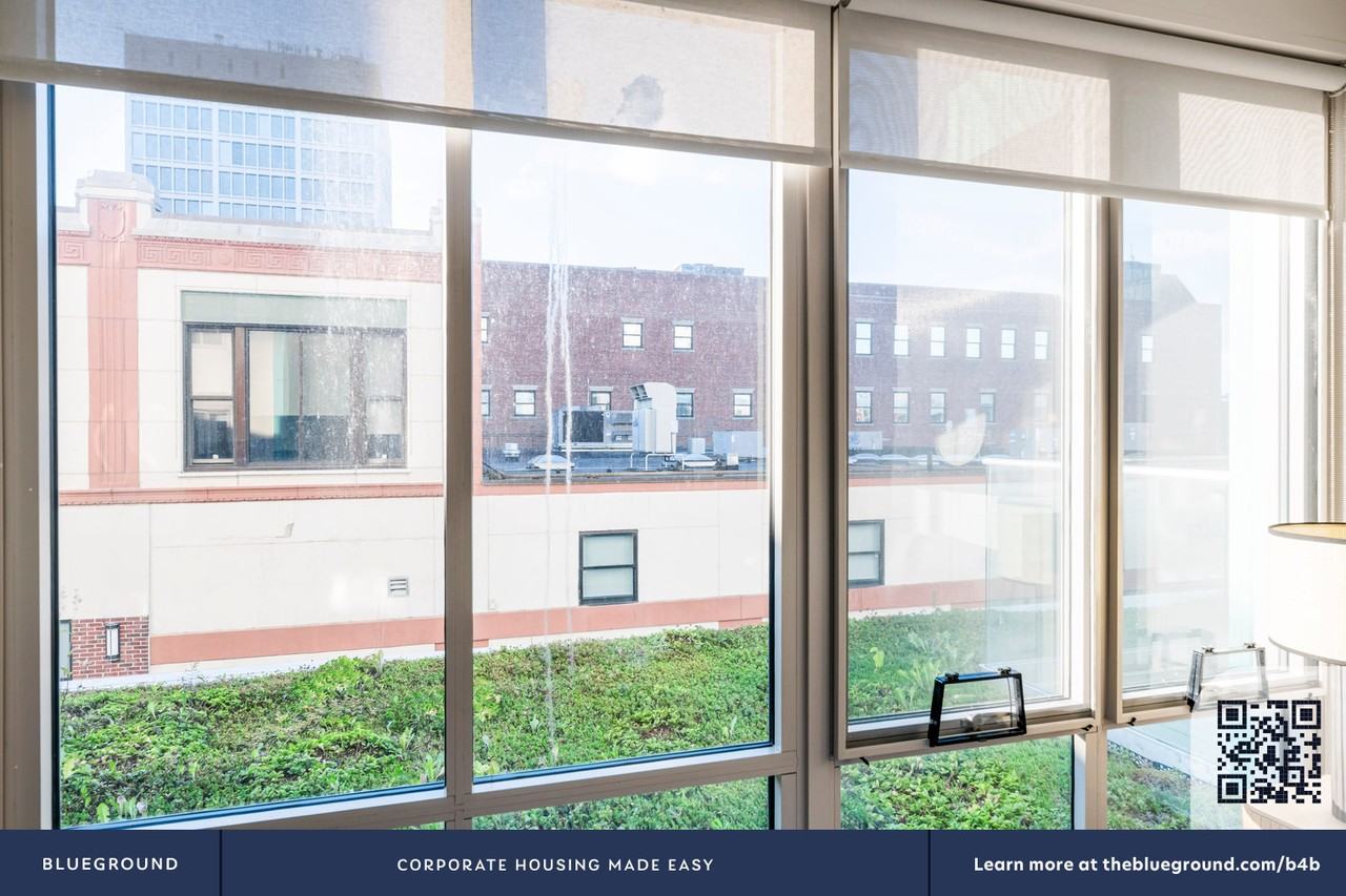 10 Essex St #1259 - Photo 5 of 25