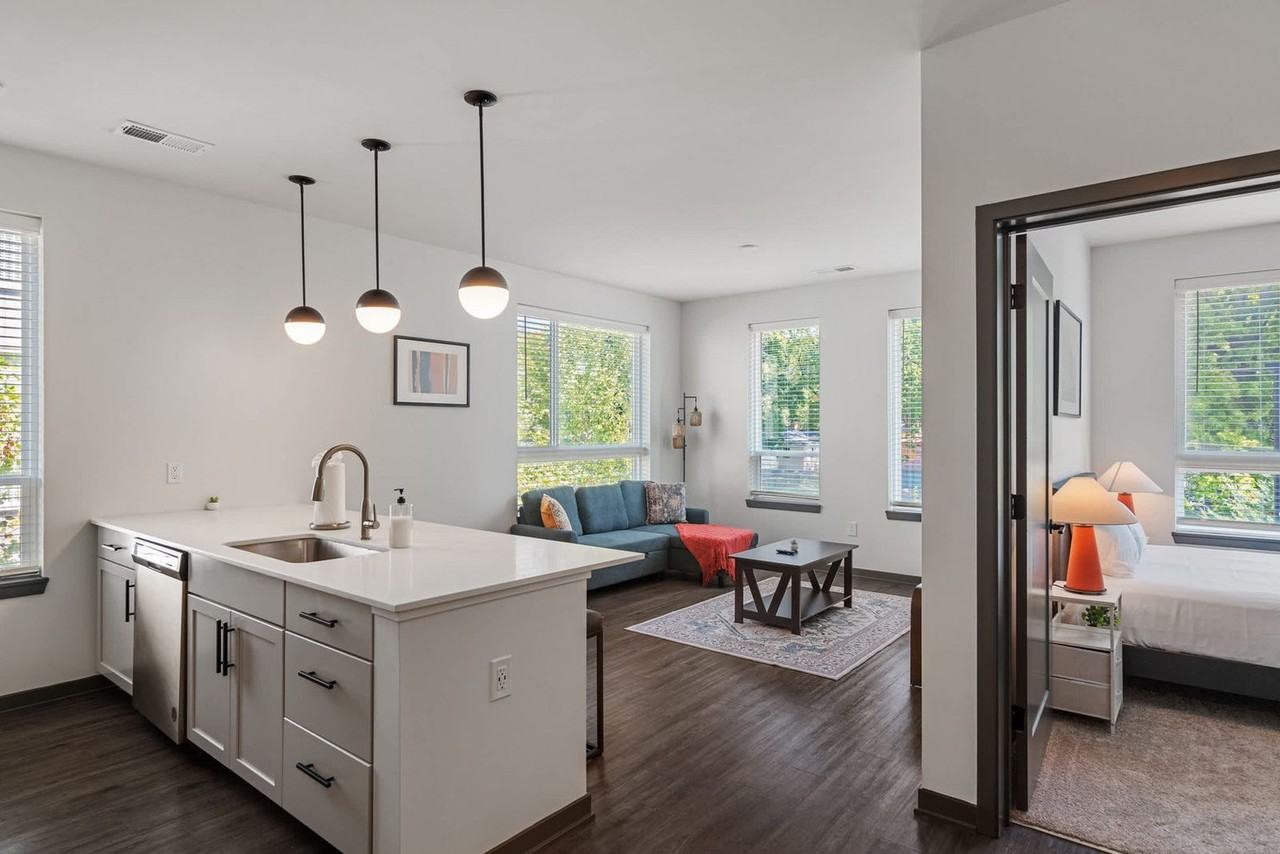 6160 North Rural Street - Photo 3 of 31