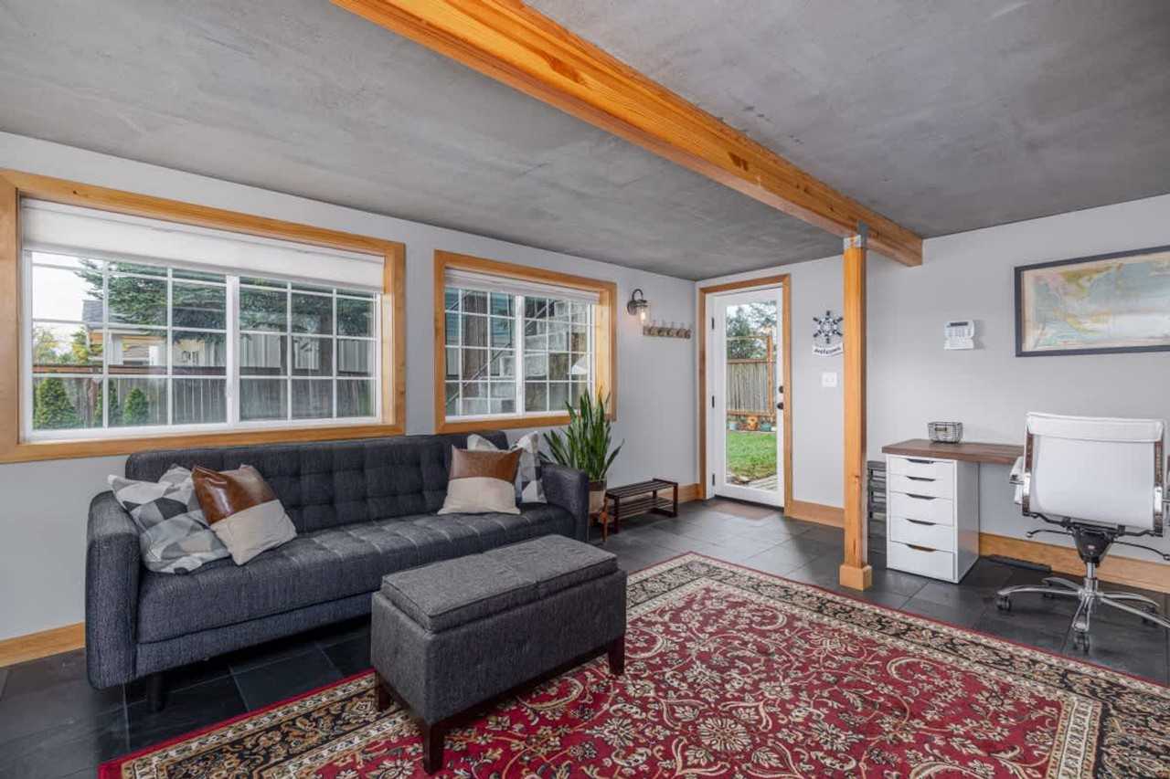 3701 Sw Henderson St #1299039P - Photo 2 of 22