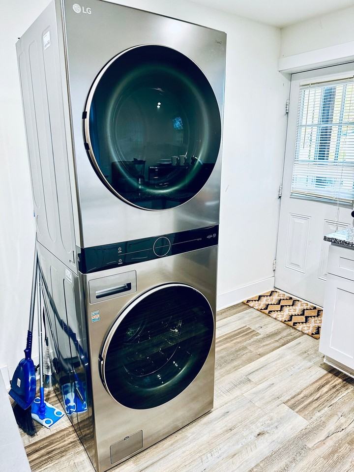 115 Colonial Ave #1234788P - Photo 6 of 9