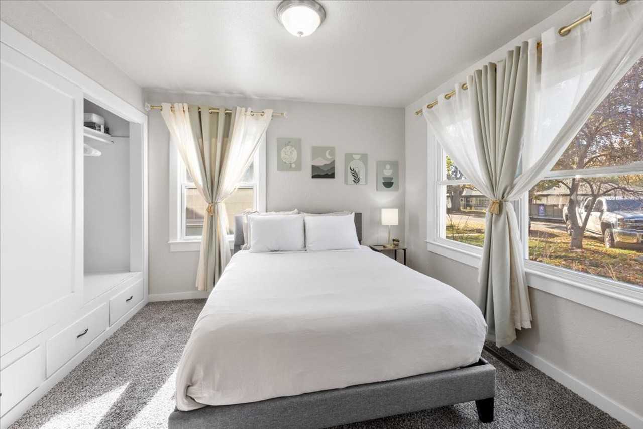 2600 N 29th St #1308986P - Photo 6 of 38