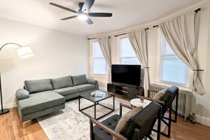 featured image of 205 S Essex Ave