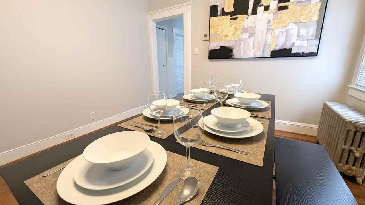 205 S Essex Ave #1301597P - Photo 5 of 36