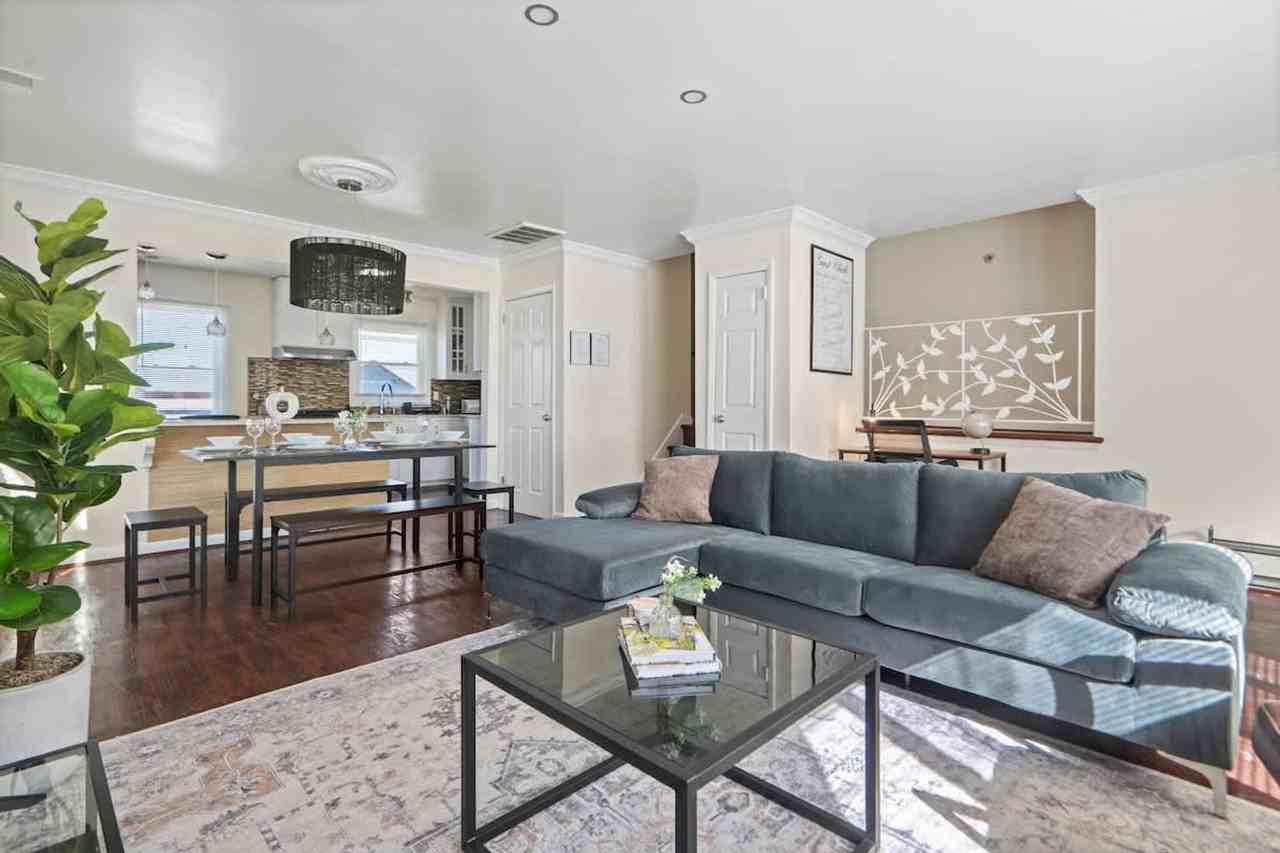 9103 Columbia Ave #1301600P - Photo 4 of 33